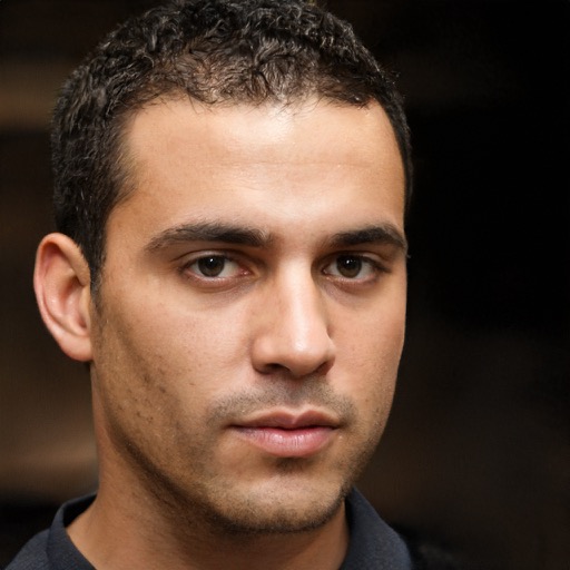 Profile photo of Maya Flores